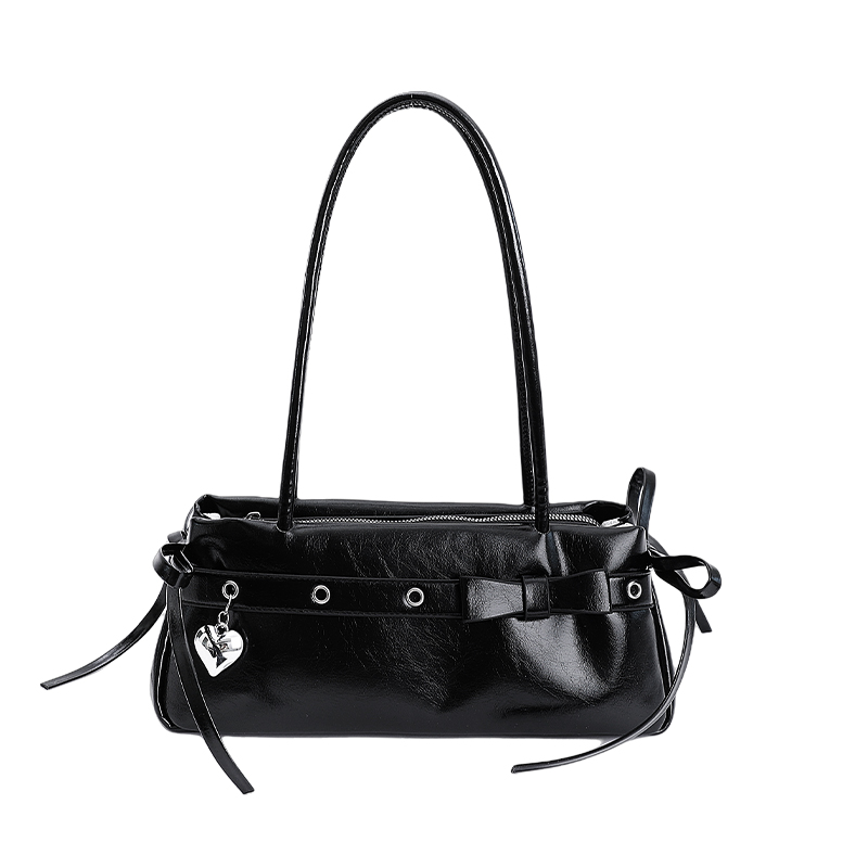 Stylish and versatile handbag/shoulder bag