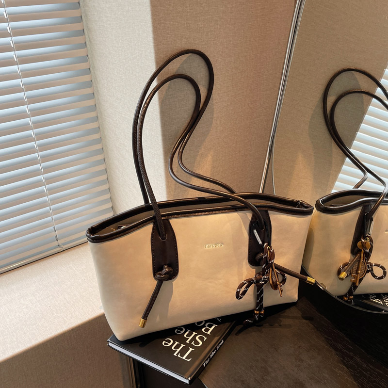 Stylish PU Crossbody and Shoulder Bag
