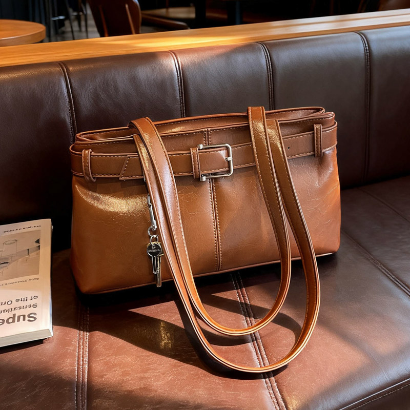 PU lightweight portable shoulder bag