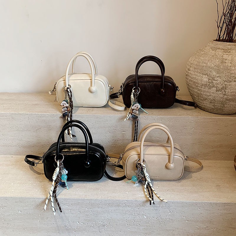 Four-Color PU Commuter Shoulder & Crossbody Bag